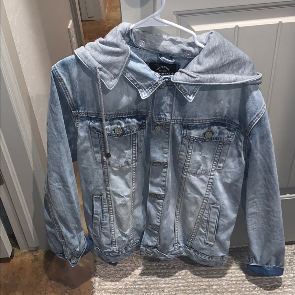 Men’s hooded jean jacket brand new